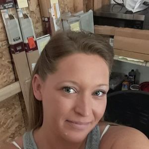 Meet your Posher, Steph